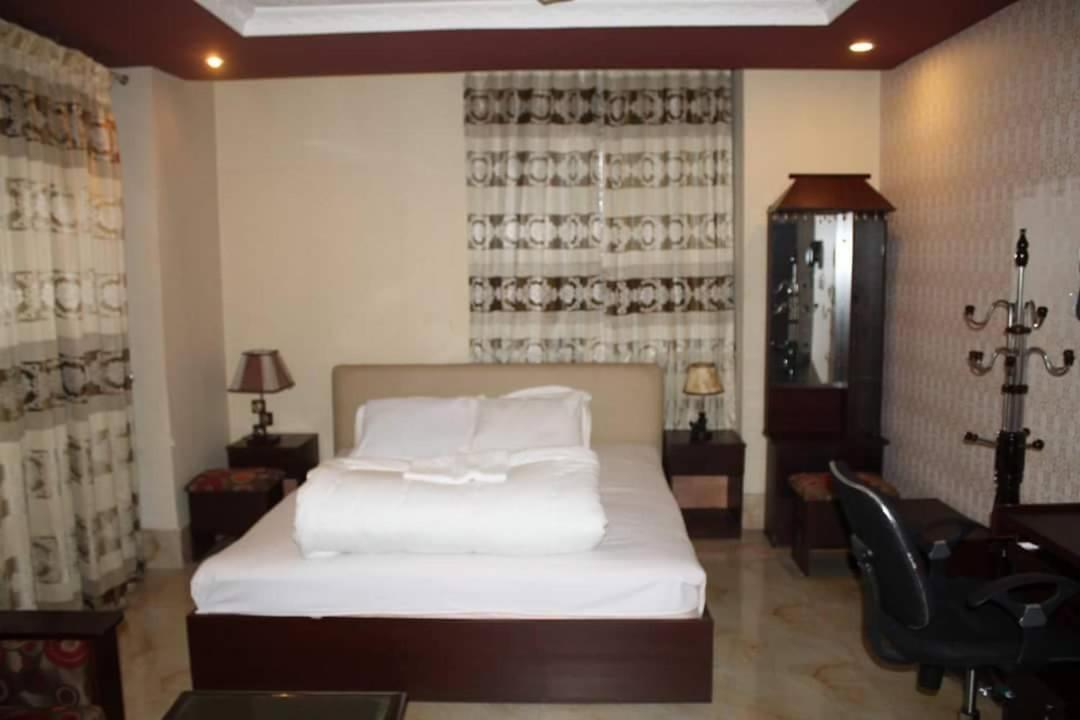 78 Firoza Inn Дакка Экстерьер фото