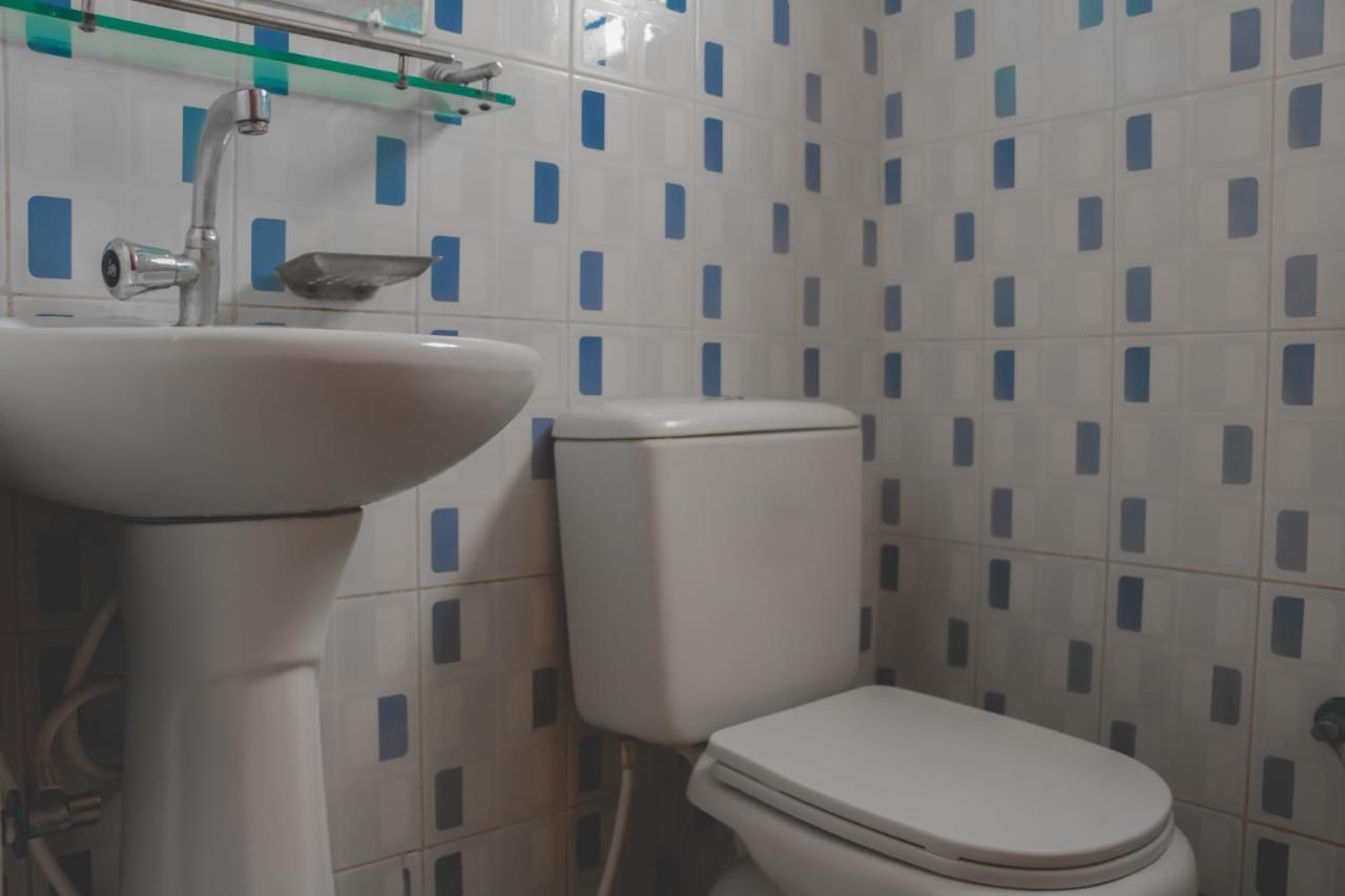 78 Firoza Inn Дакка Экстерьер фото
